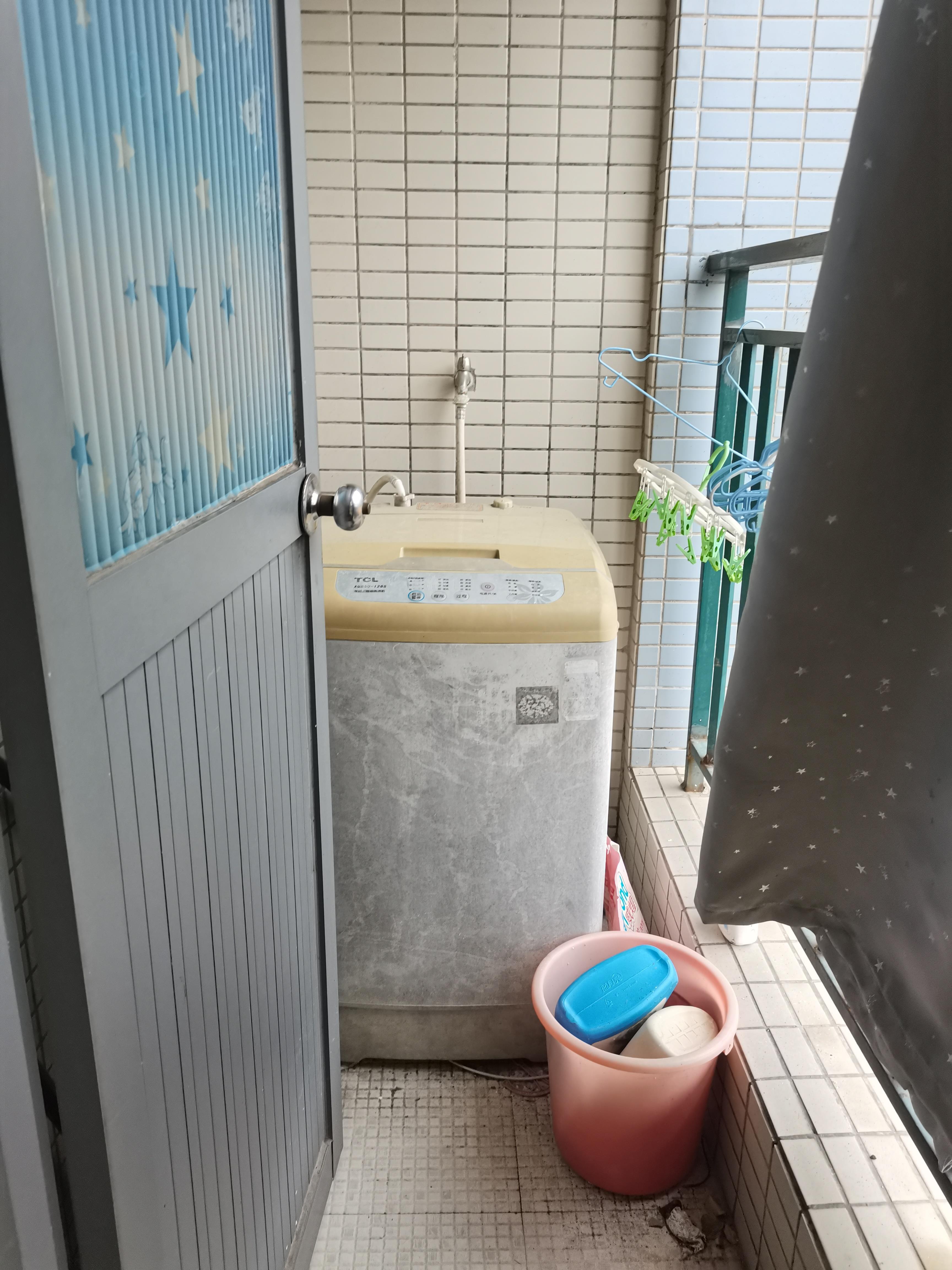 嘉年华国际公寓