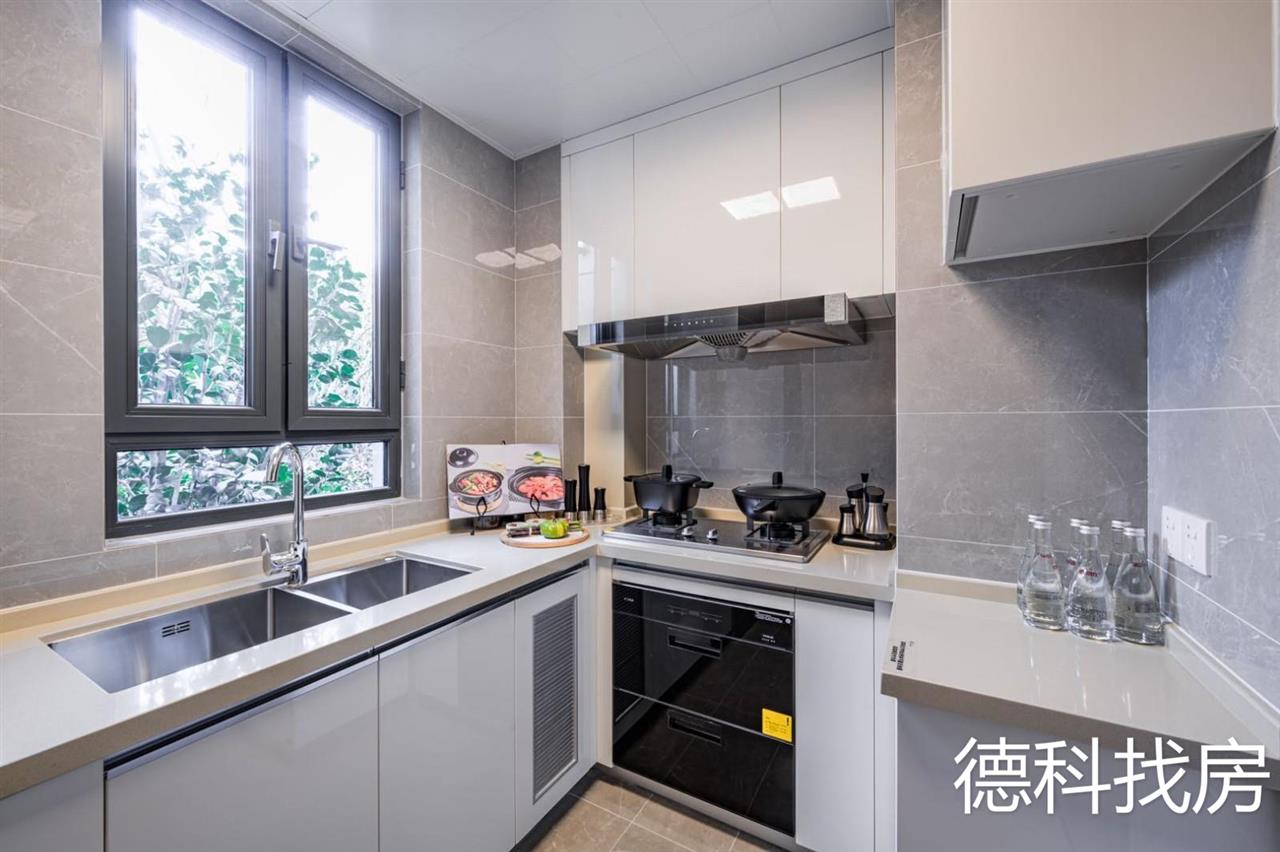 新力翡翠湾样板房